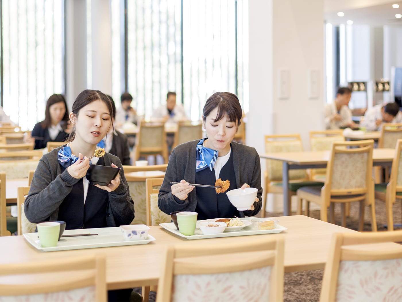昼食の様子